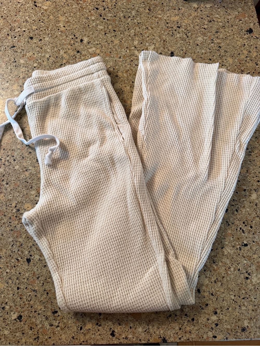 American Eagle Outfitters Women's Cream Waffle Knit Flare Pants